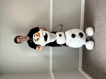 Olaf puppet rental from Savage Theatrics