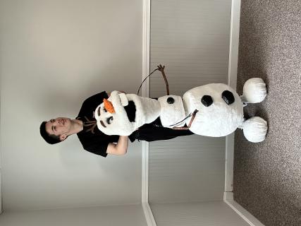 Olaf puppet rental from Savage Theatrics