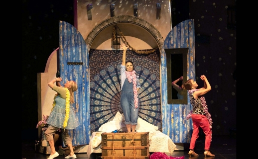 Mamma Mia Rental Set With Double Sided Village 800 499