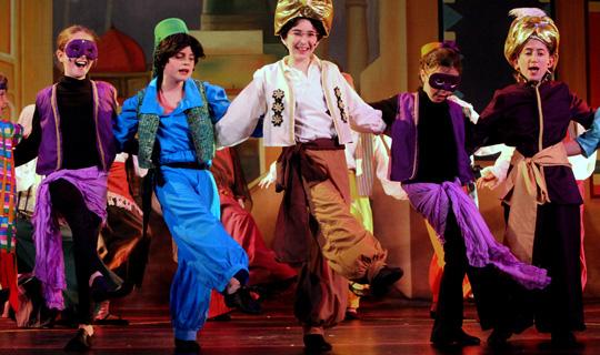 Aladdin costumes for kids