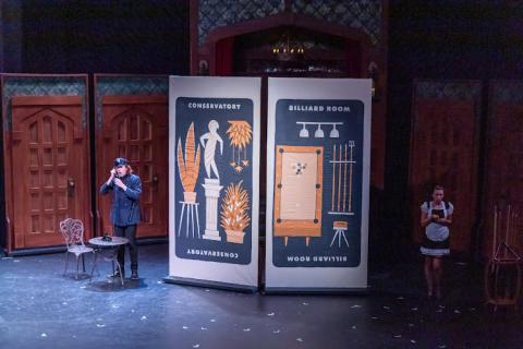 Clue: On Stage – Set for Sale