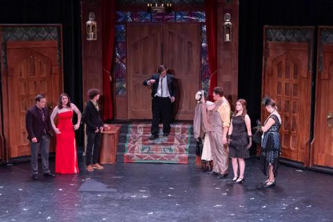 Clue: On Stage – Set for Sale