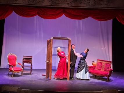 A Gentleman's Guide to Love and Murder costumes