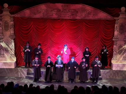 A Gentleman's Guide to Love and Murder costumes