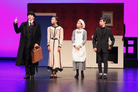 Mary Poppins Costumes & Props