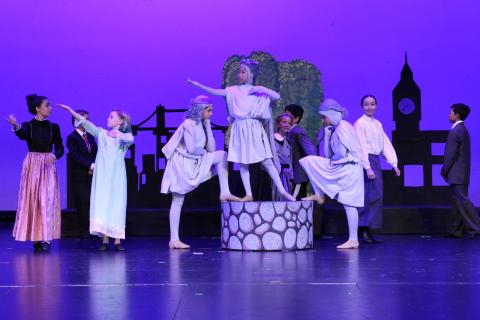 Mary Poppins Costumes & Props