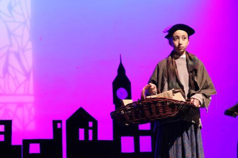 Mary Poppins Costumes & Props