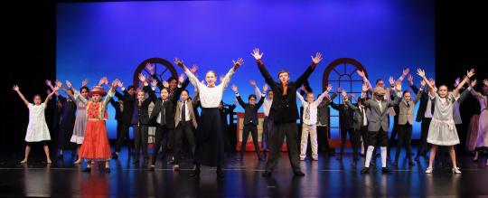 Mary Poppins Costumes & Props