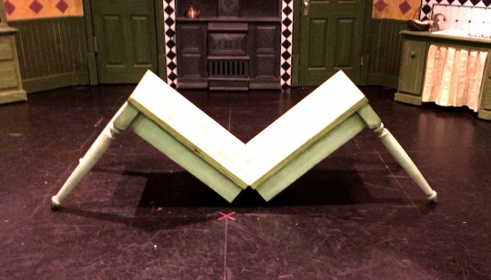 Collapsing table on sale